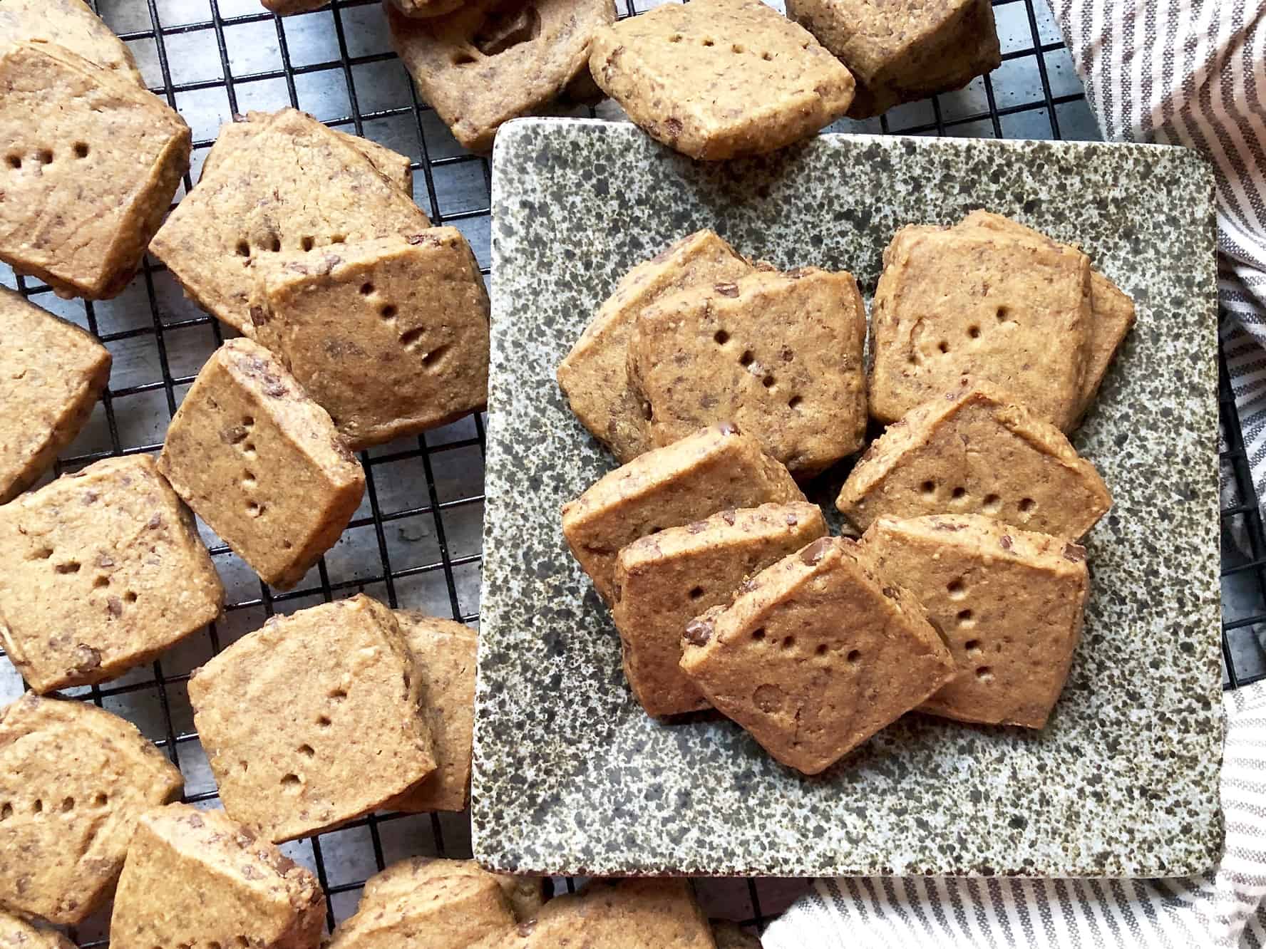 espresso chocolate chip shortbread cookies - a hint of rosemary